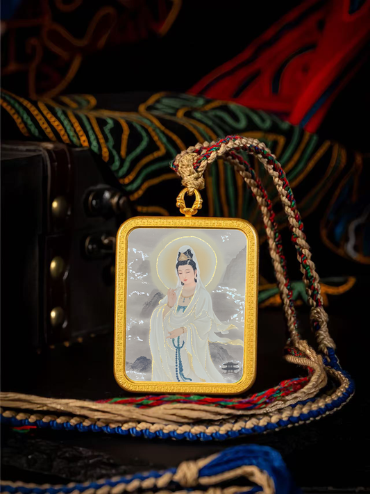 Golden Vajra Mirror Guanyin Tangka symbolizes blessing, gain, disaster relief, compassion, wisdom, perfection, power, boundless protection of sentient beings.